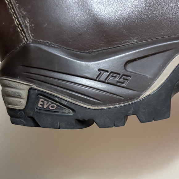 Asolo Dark Brown Men's TPS 520 GV EVO Leather Hiking Boots with Vibram soles - Picture 9 of 9